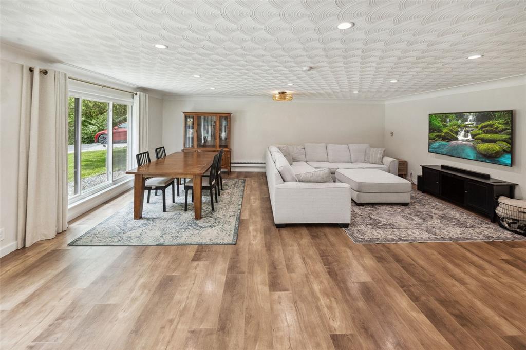2100 Rose Knoll Lane