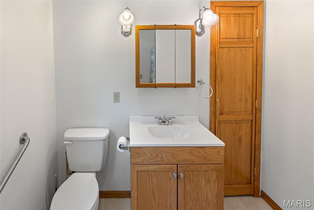 24863 State Hwy 3