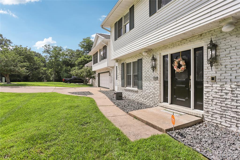 1702 Blu Fountain Court