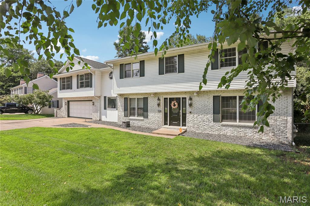 1702 Blu Fountain Court