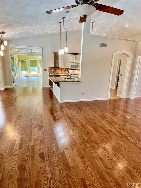 77 Woodcrest Drive