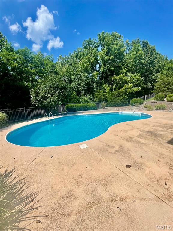 77 Woodcrest Drive