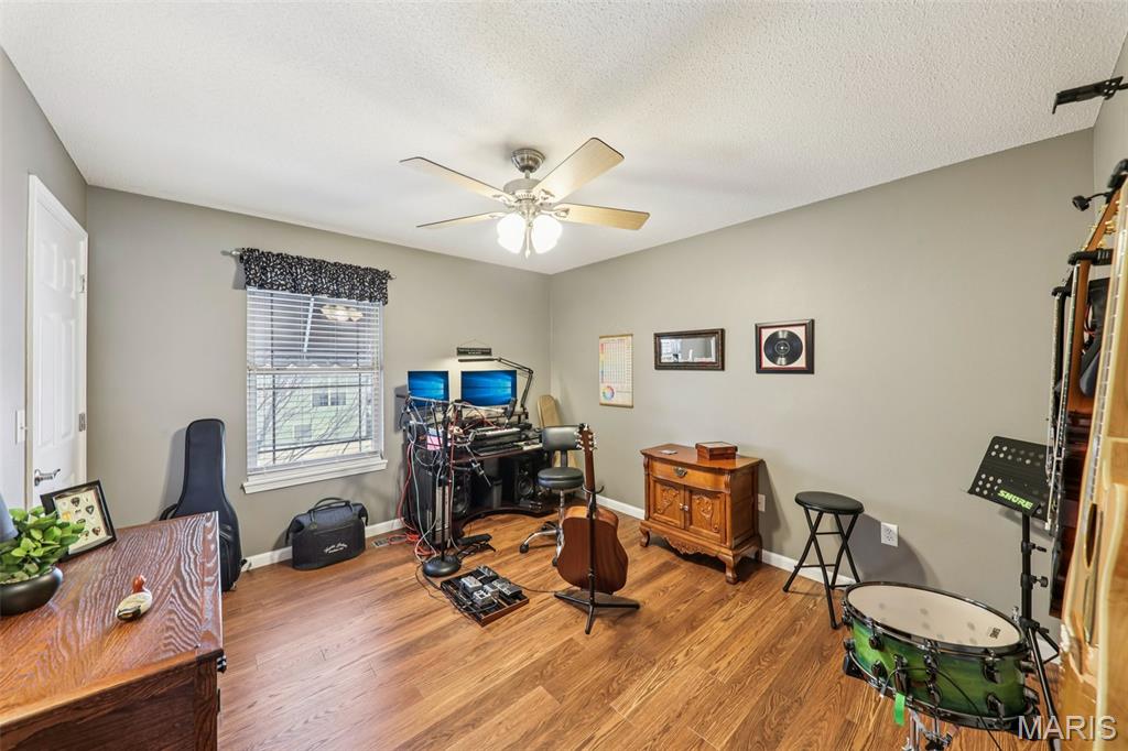 1869 Robins Mill Court