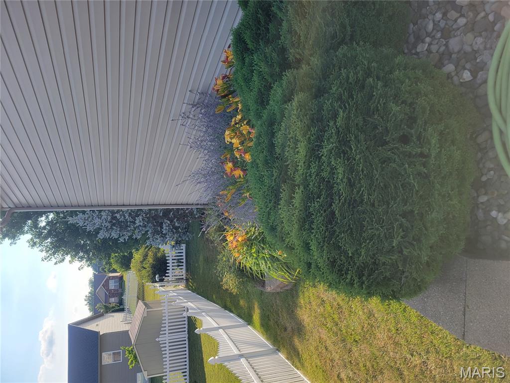 1869 Robins Mill Court