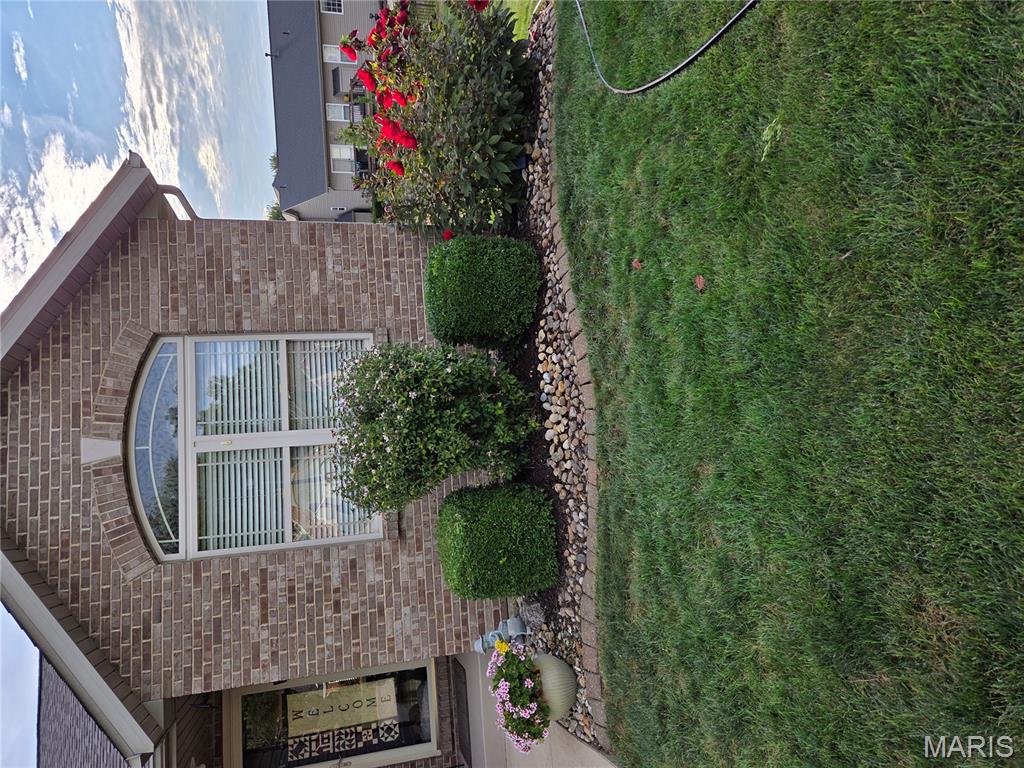 1869 Robins Mill Court