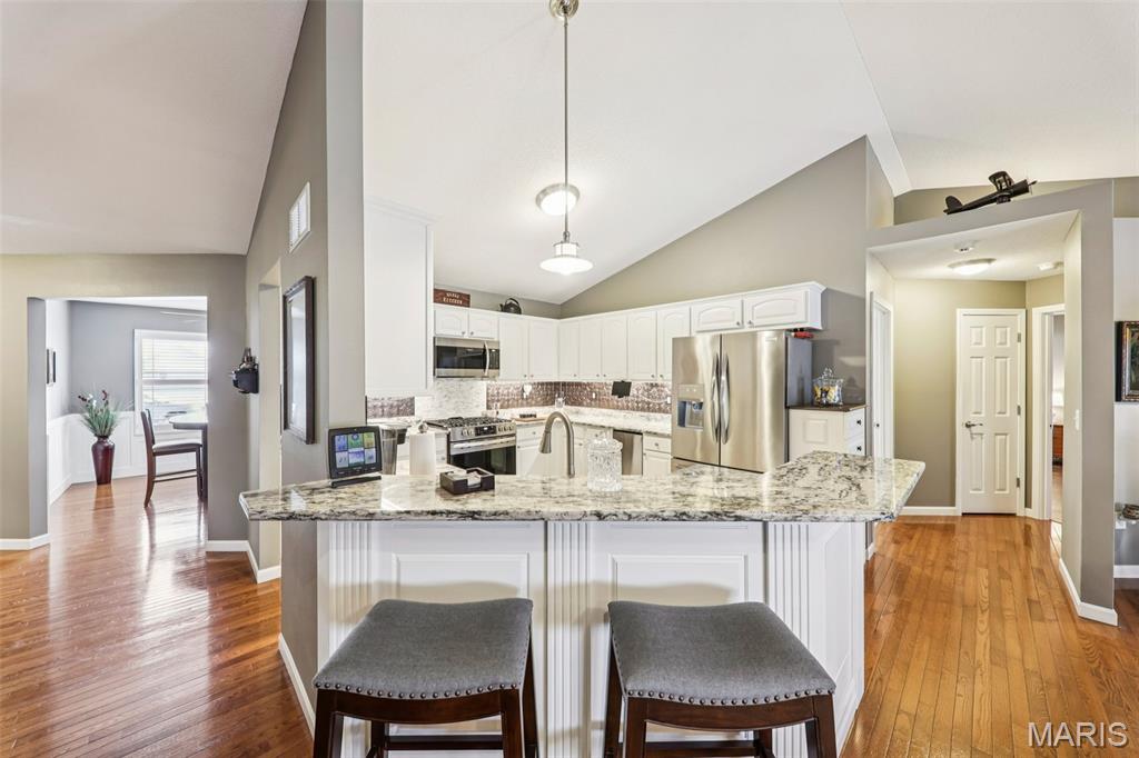 1869 Robins Mill Court
