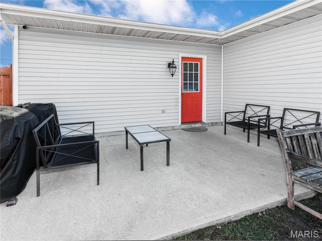 5717 Old Alton Road