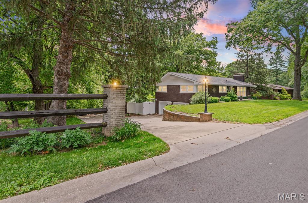 5013 Crystal Lake Dr. Drive