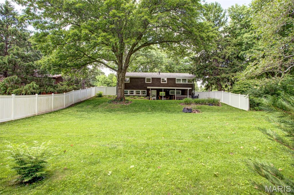 5013 Crystal Lake Dr. Drive