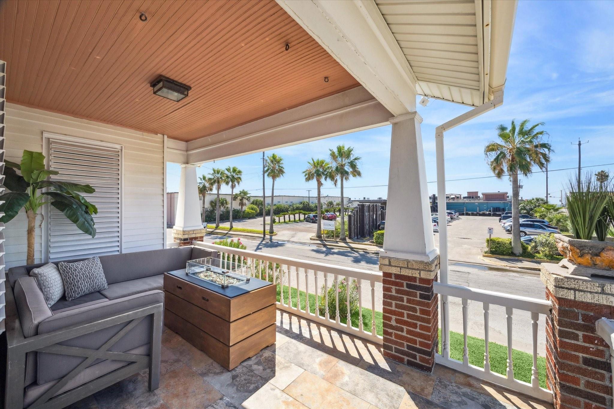 2628 Mike Gaido Blvd