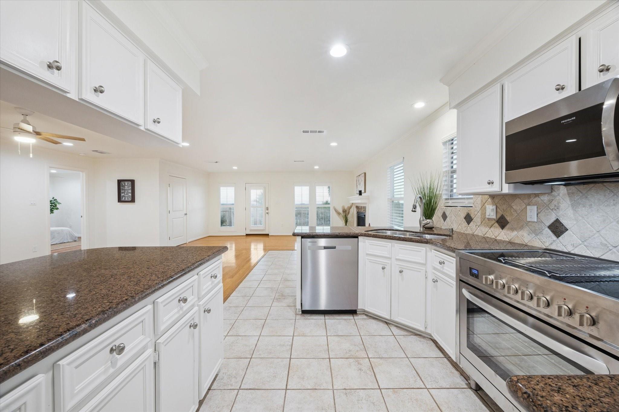 1526 Bay Meadows Drive