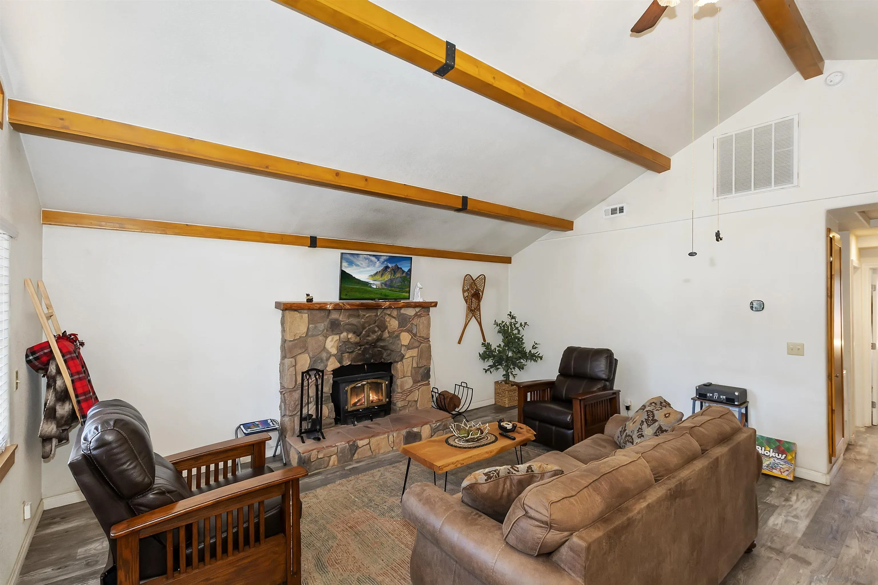 109 E Country Club Boulevard