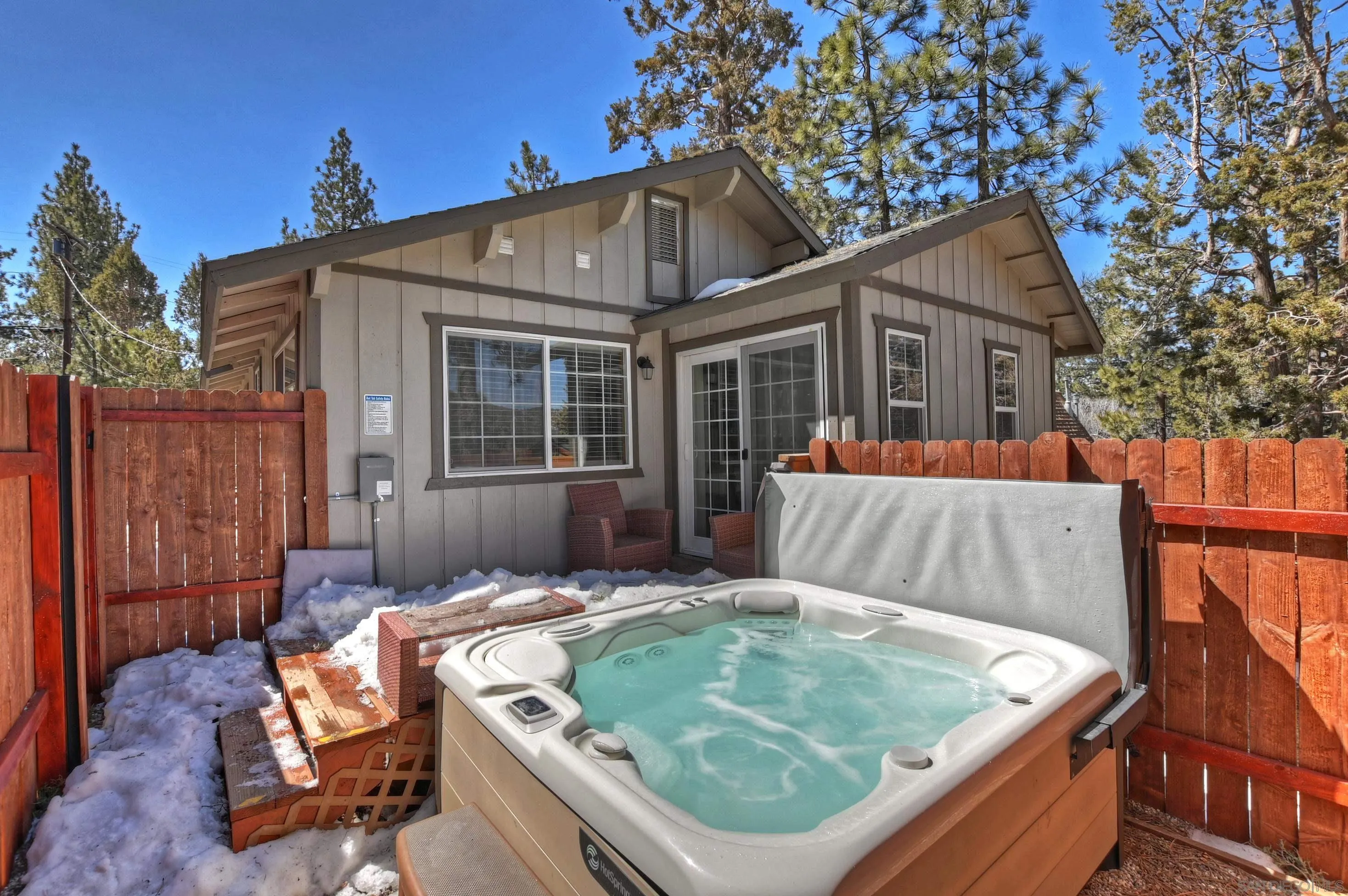 109 E Country Club Boulevard