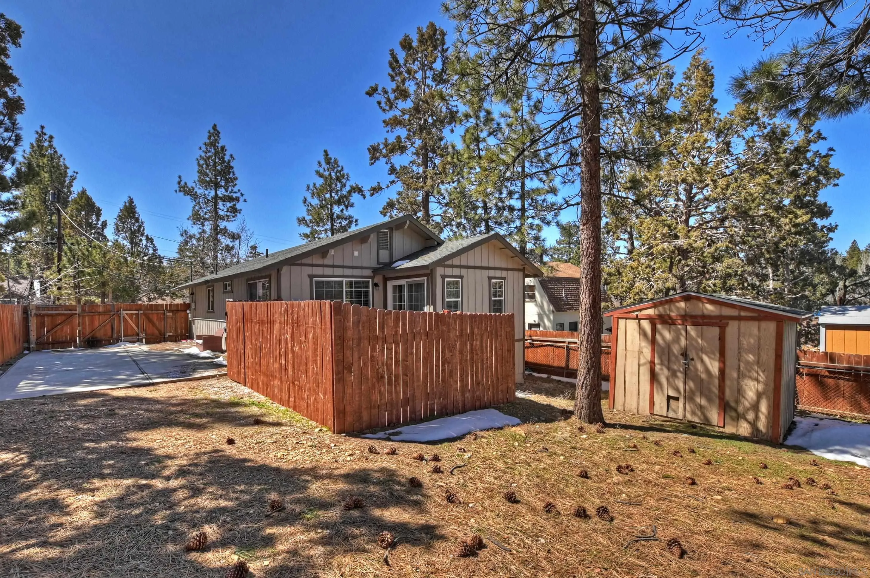 109 E Country Club Boulevard