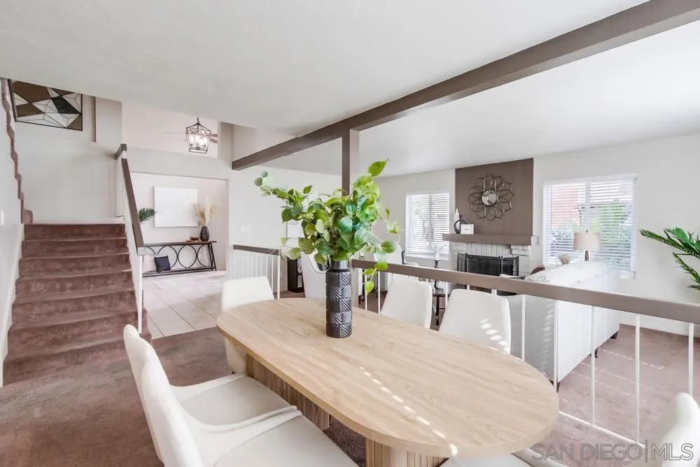 10427 La Morada Dr