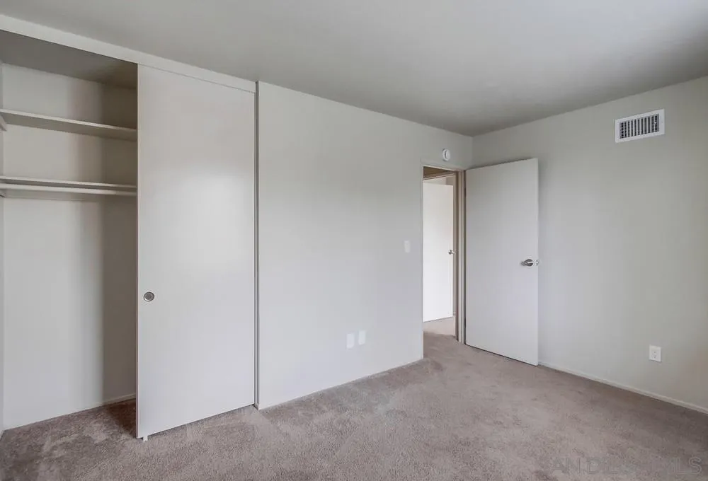 10427 La Morada Dr