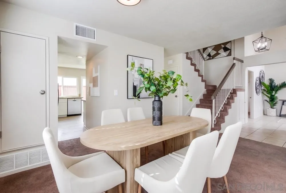 10427 La Morada Dr