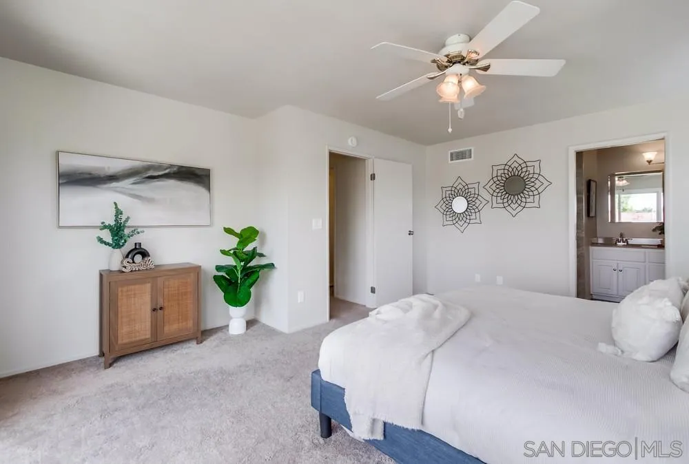 10427 La Morada Dr