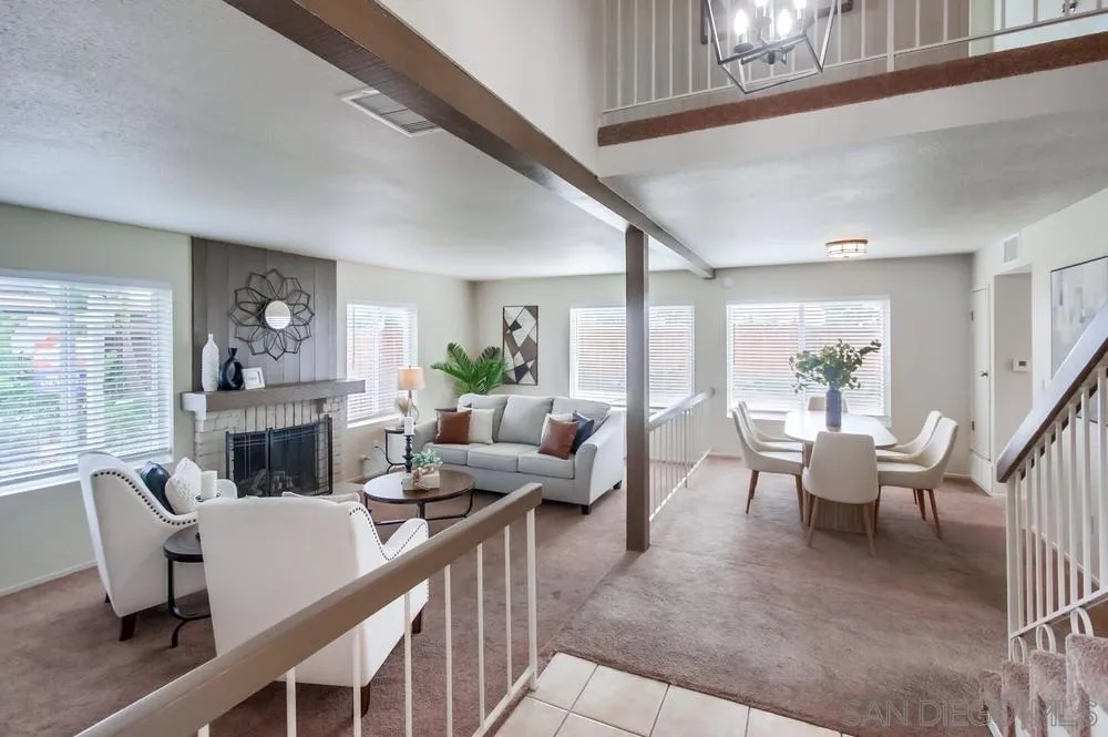 10427 La Morada Dr
