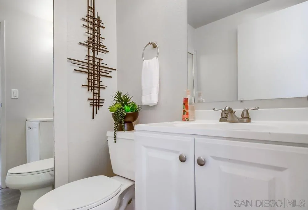 10427 La Morada Dr