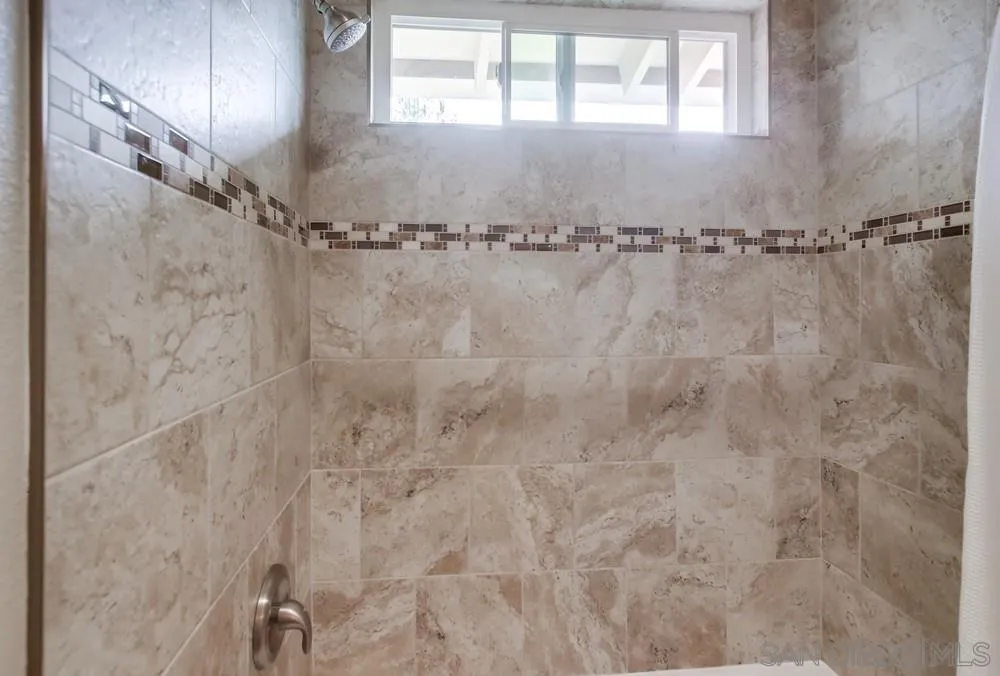 10427 La Morada Dr