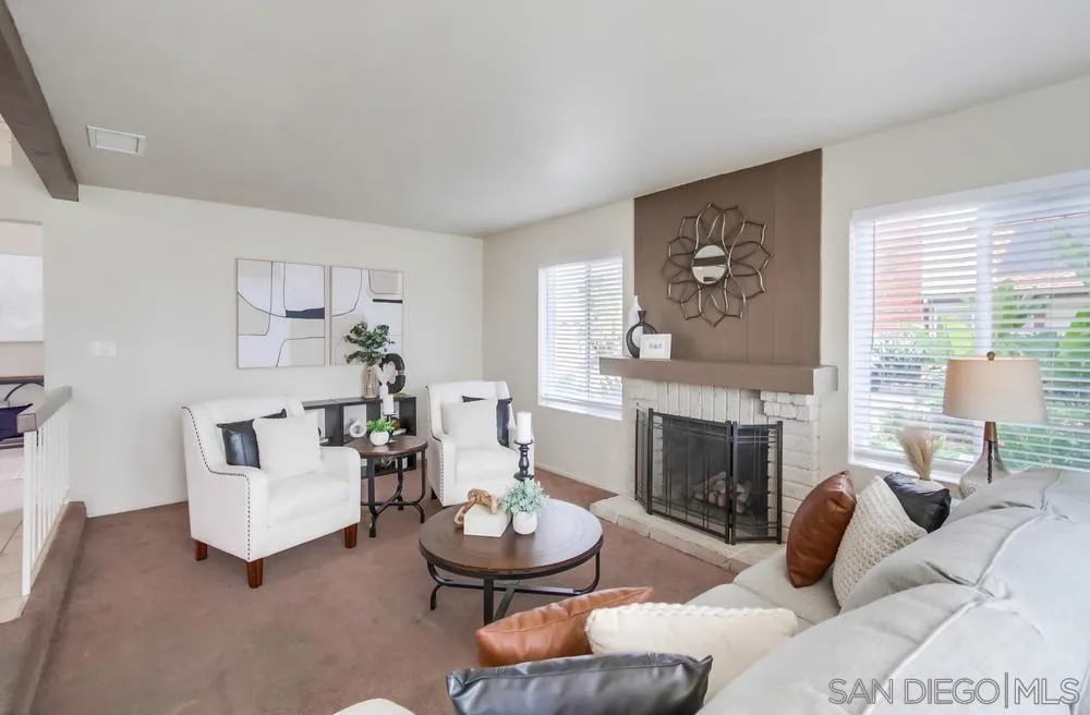 10427 La Morada Dr