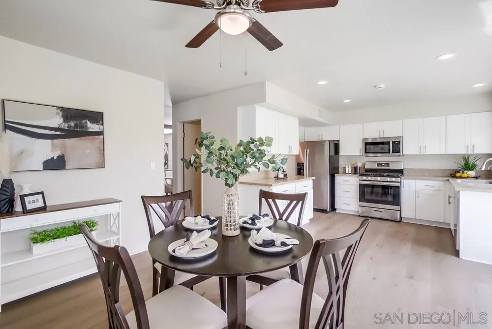 10427 La Morada Dr