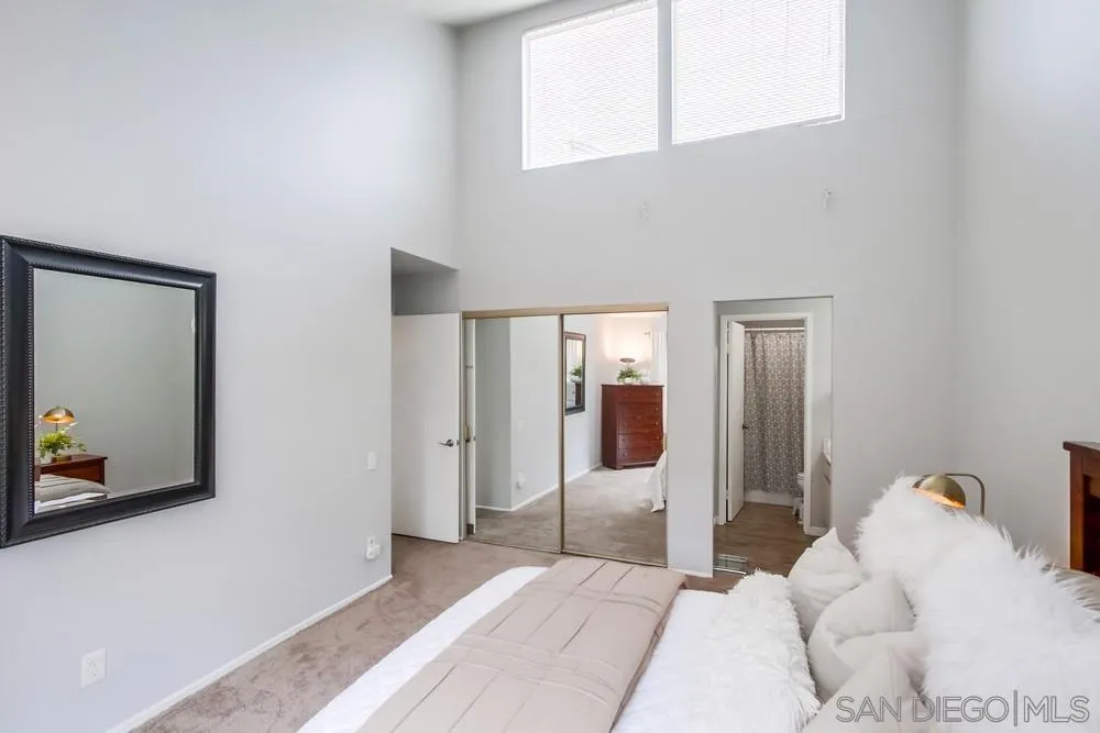 10565 Caminito Basswood
