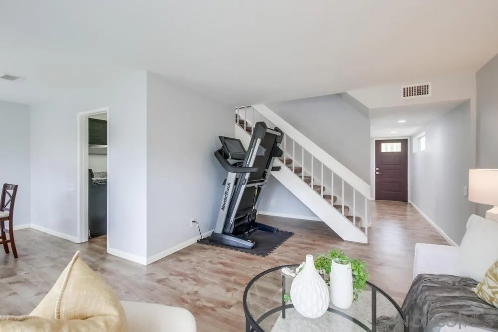 10565 Caminito Basswood