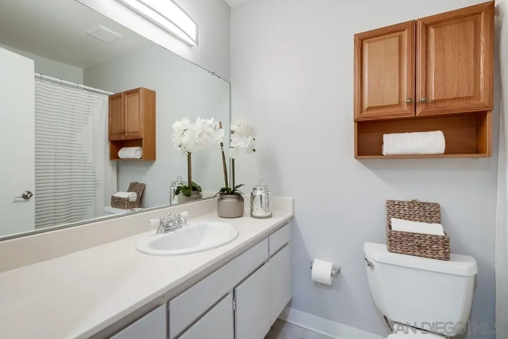 10565 Caminito Basswood