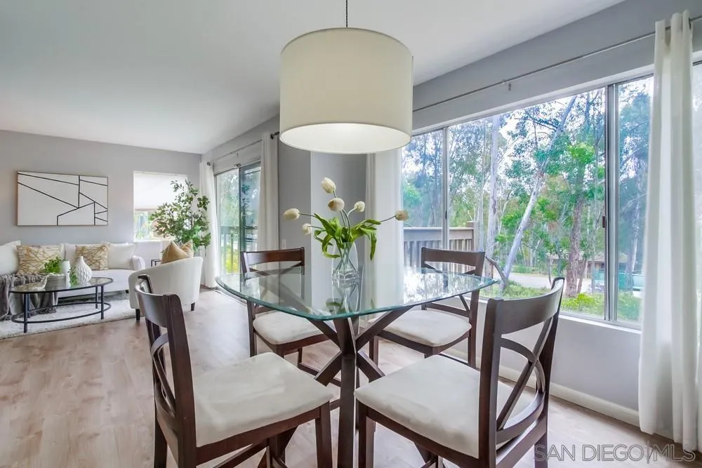 10565 Caminito Basswood