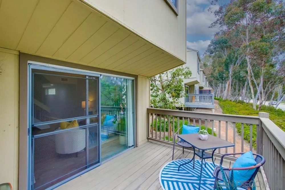10565 Caminito Basswood