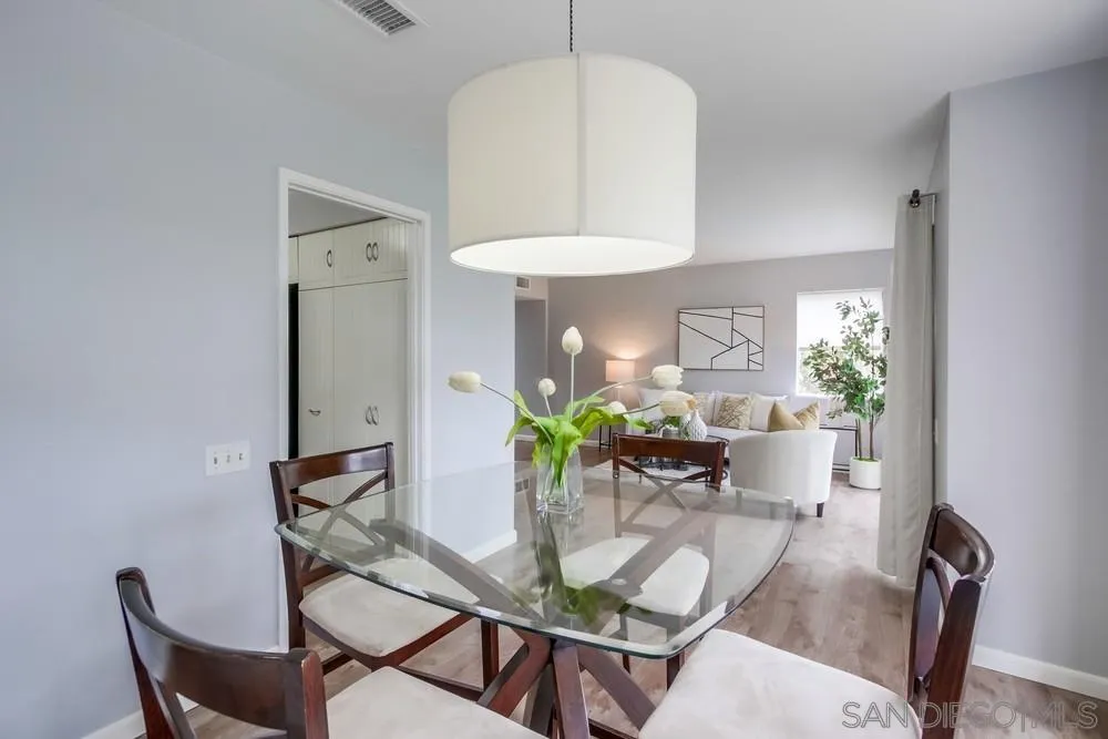 10565 Caminito Basswood