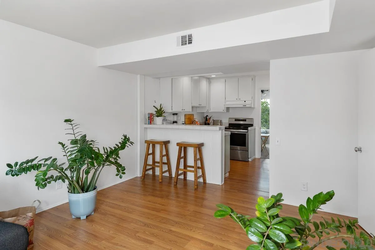 10545 Caminito Memosac