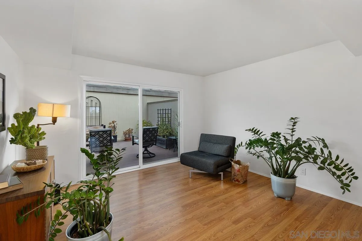 10545 Caminito Memosac