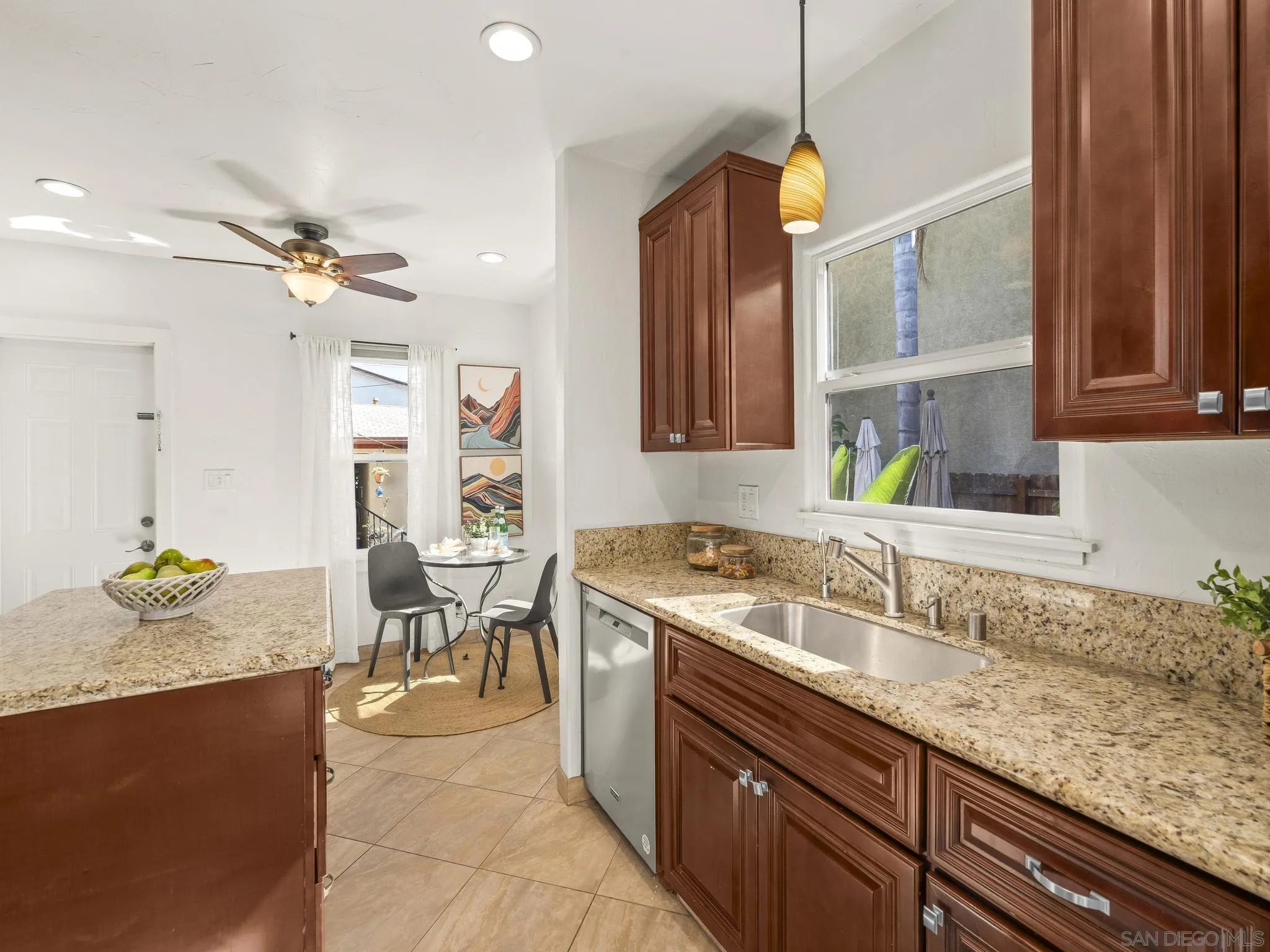 3633-37 32nd St