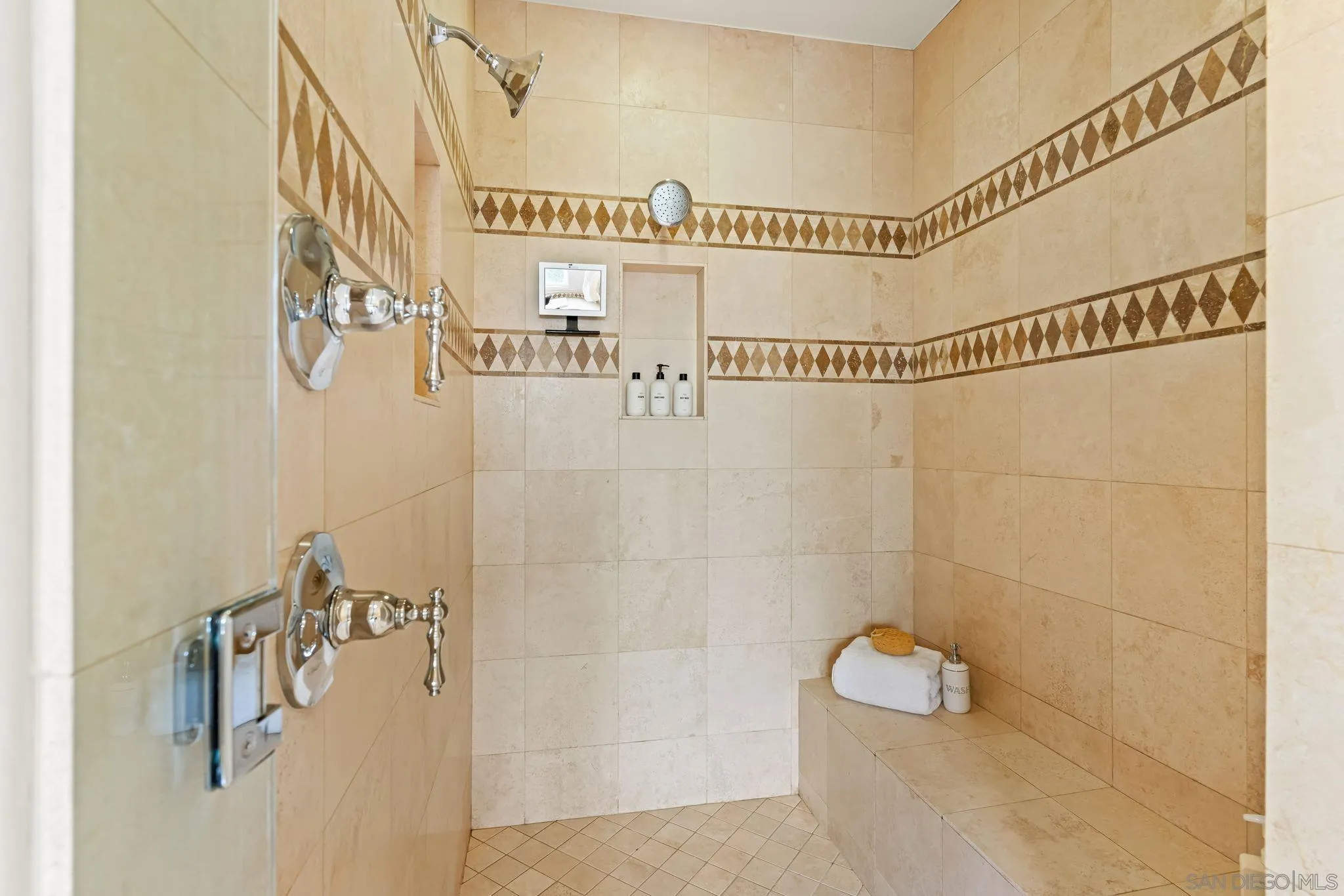 15740 Bacara Ct