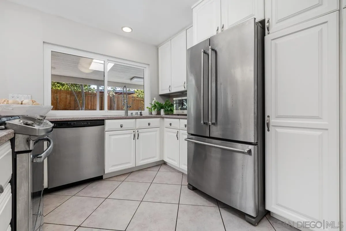 11665 Negley