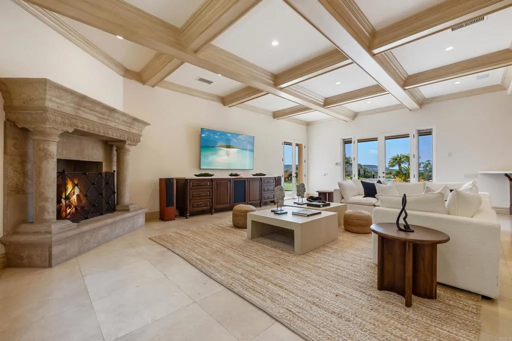 5106 Meadows Del Mar