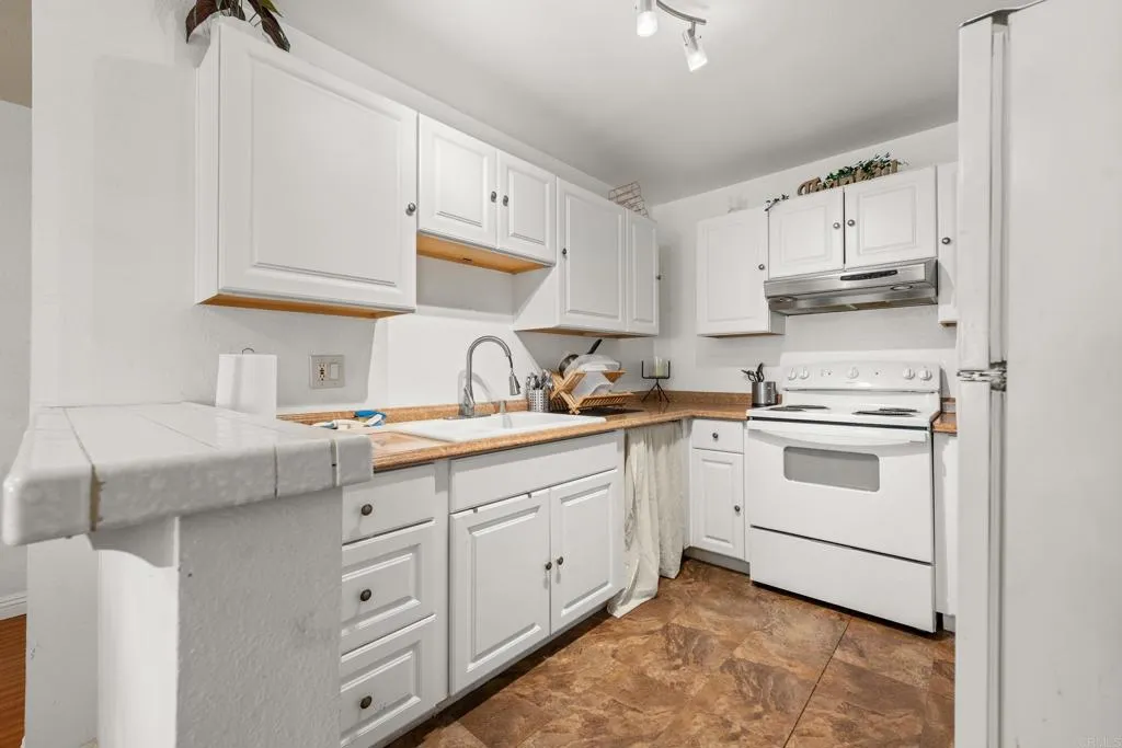 10400 Caminito Cuervo Unit 260