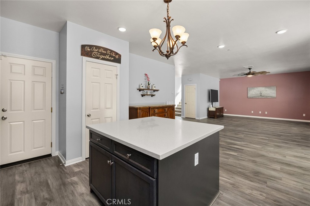 3832 Mulberry Street