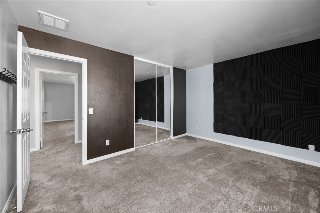 3832 Mulberry Street