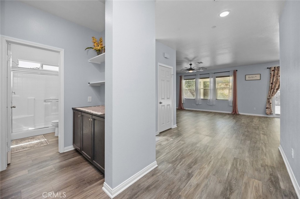 3832 Mulberry Street