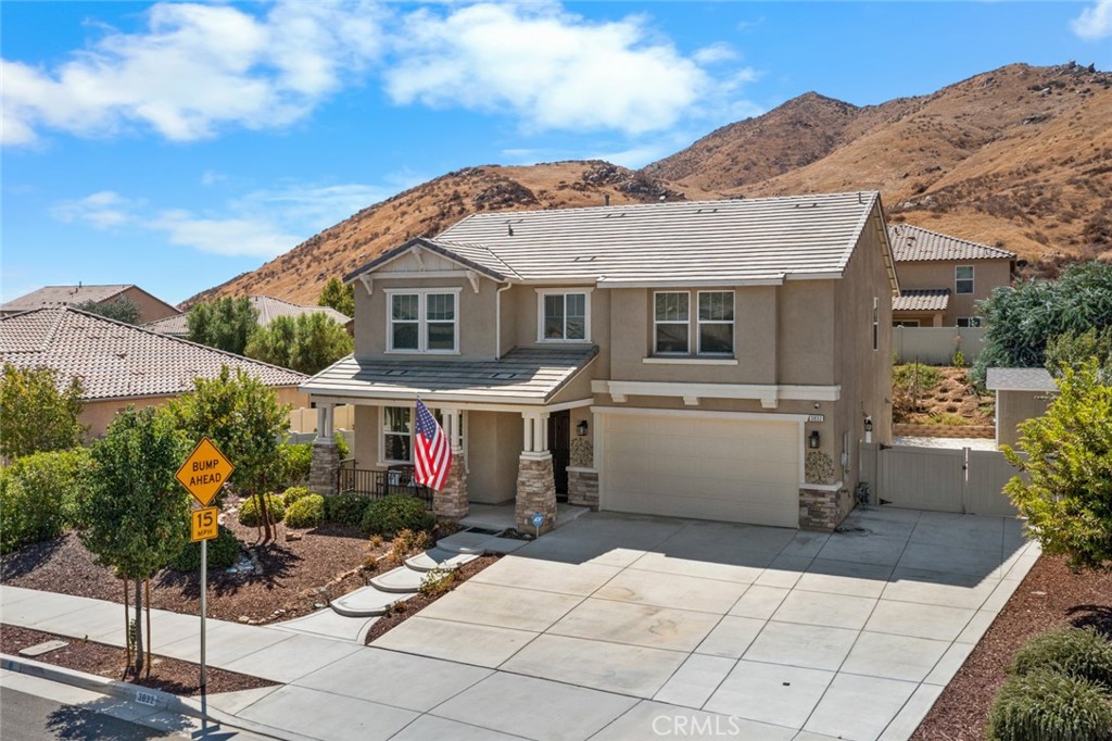 3832 Mulberry Street