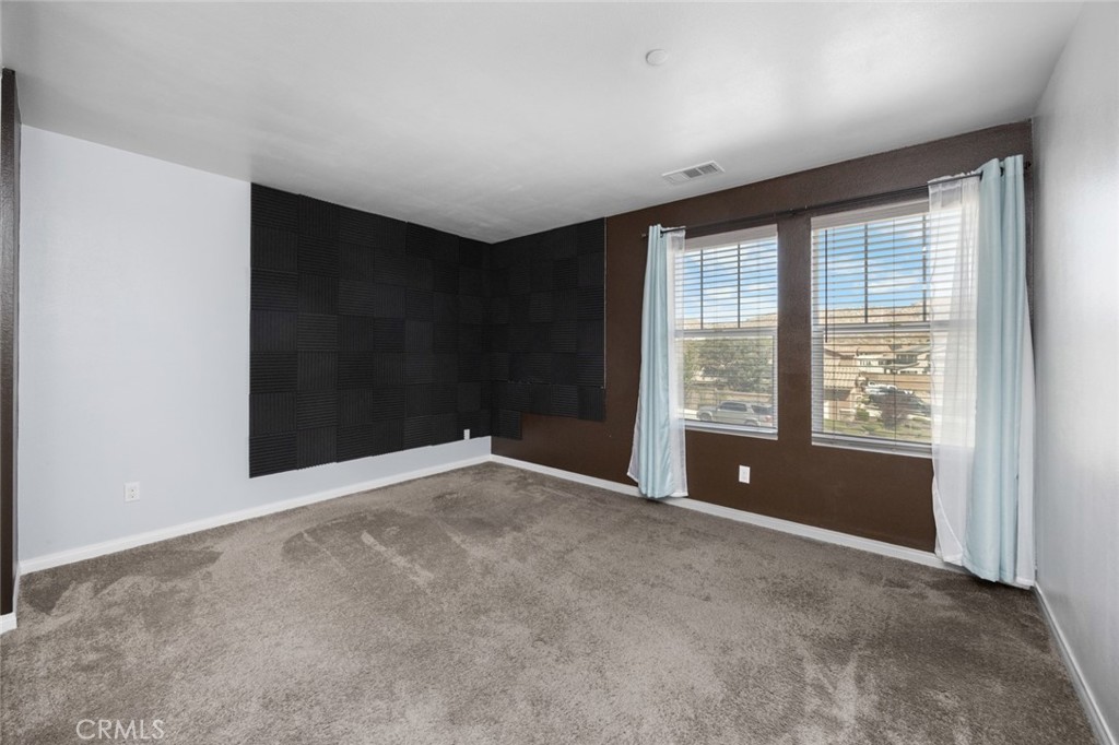 3832 Mulberry Street