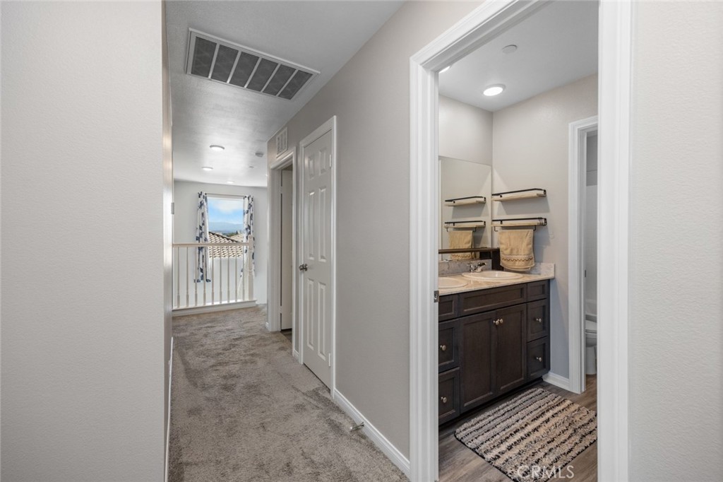 3832 Mulberry Street