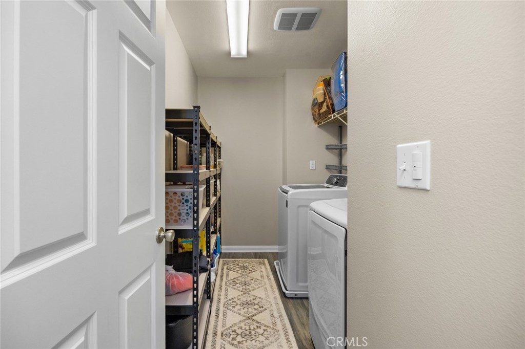 3832 Mulberry Street