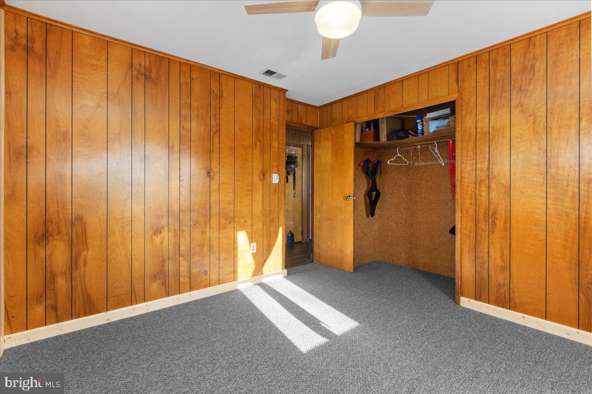 1198 HUNTER ROAD