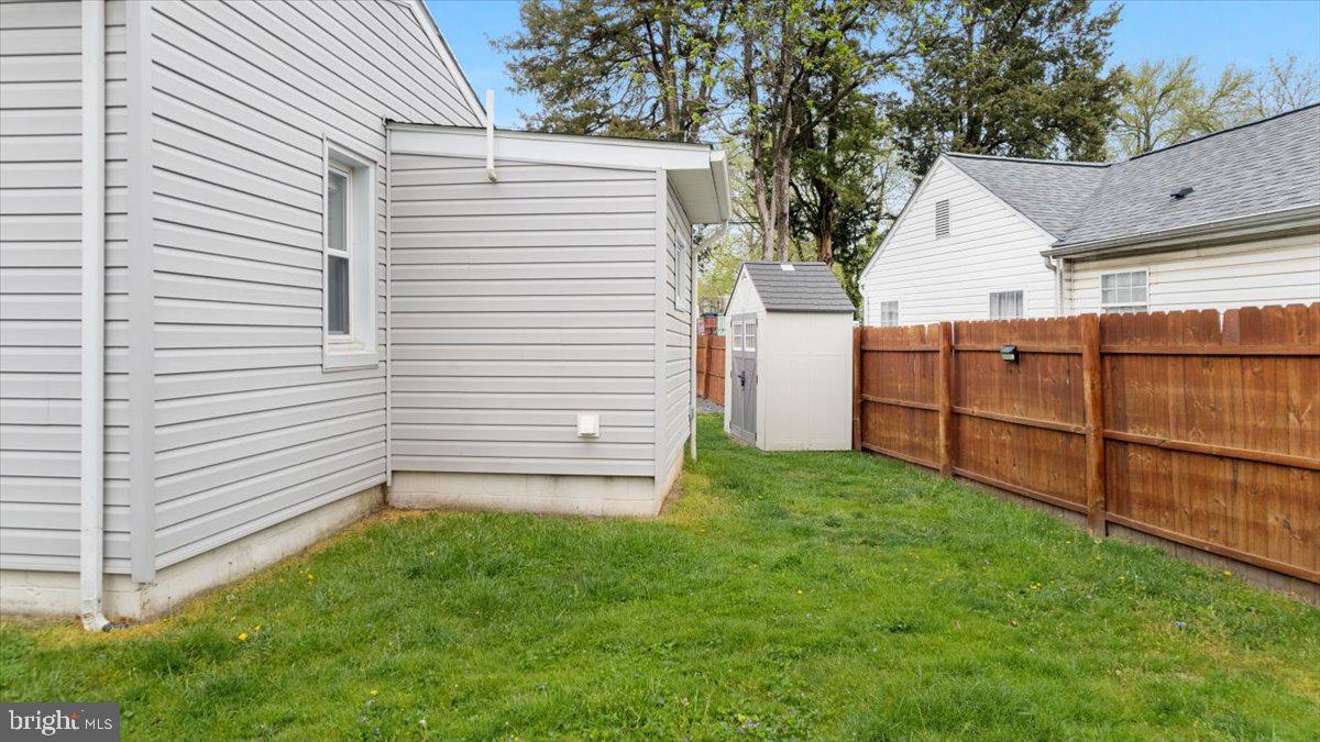 7741 OUTING AVENUE
