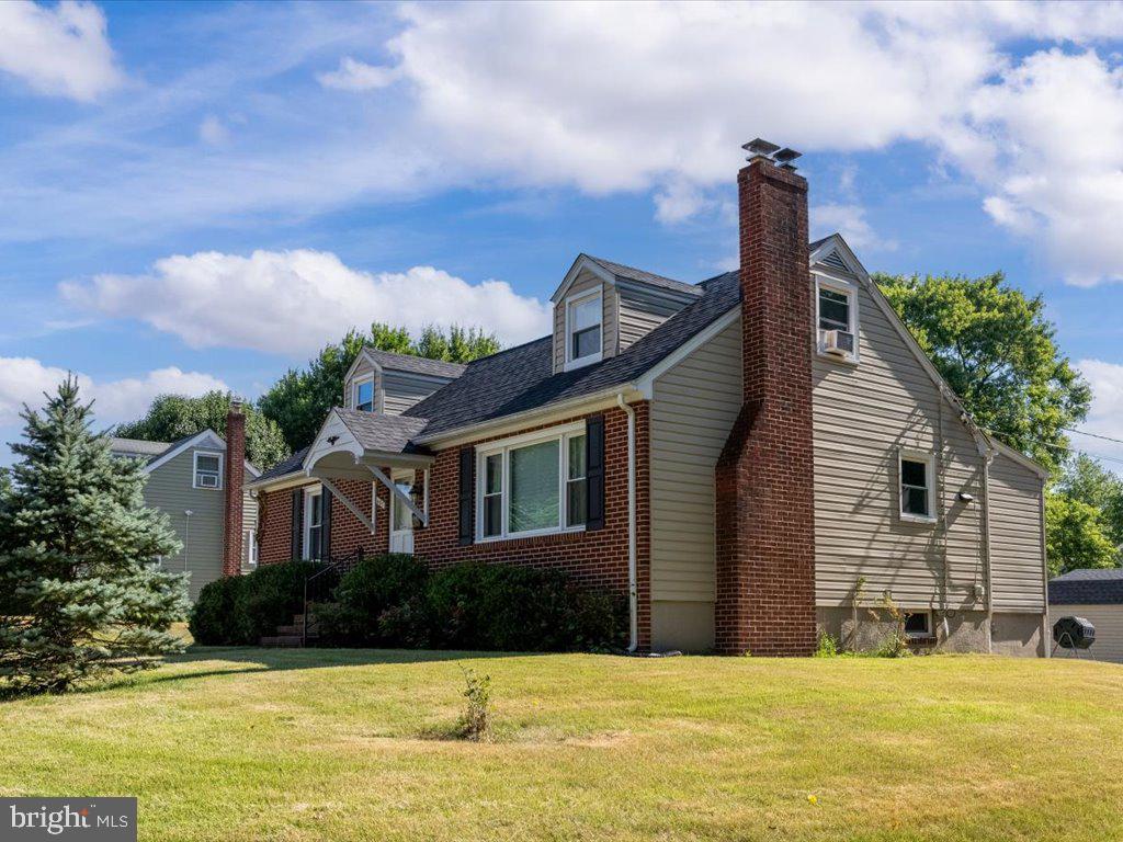 407 SYCAMORE ROAD